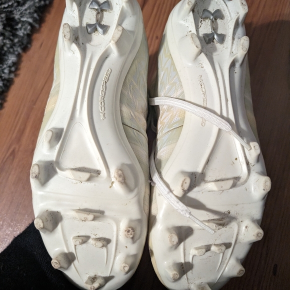 UA Highlight Women's cleat 7.5 - Picture 4 of 4